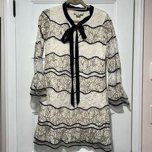 Sachin & Babi Black & White Wavy Lace Long Sleeve Dress